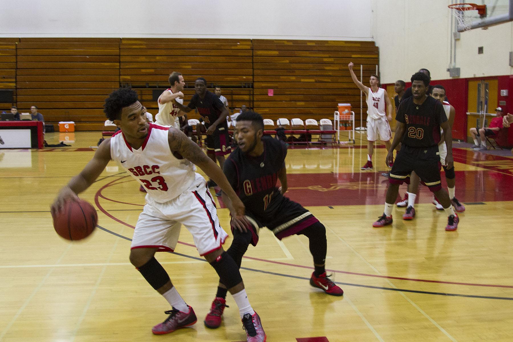 SBCC men’s basketball record first win of 2014 at home – The Channels