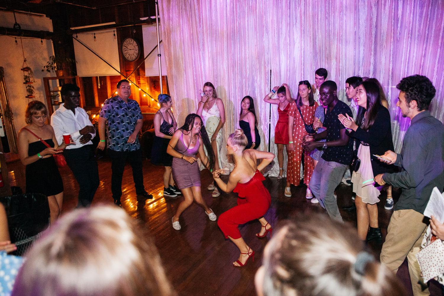 City College students show off dance moves at spring formal – The Channels